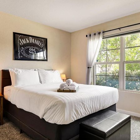 Speakeasy - A Birdy Vacation Rental San Antonio Exterior photo