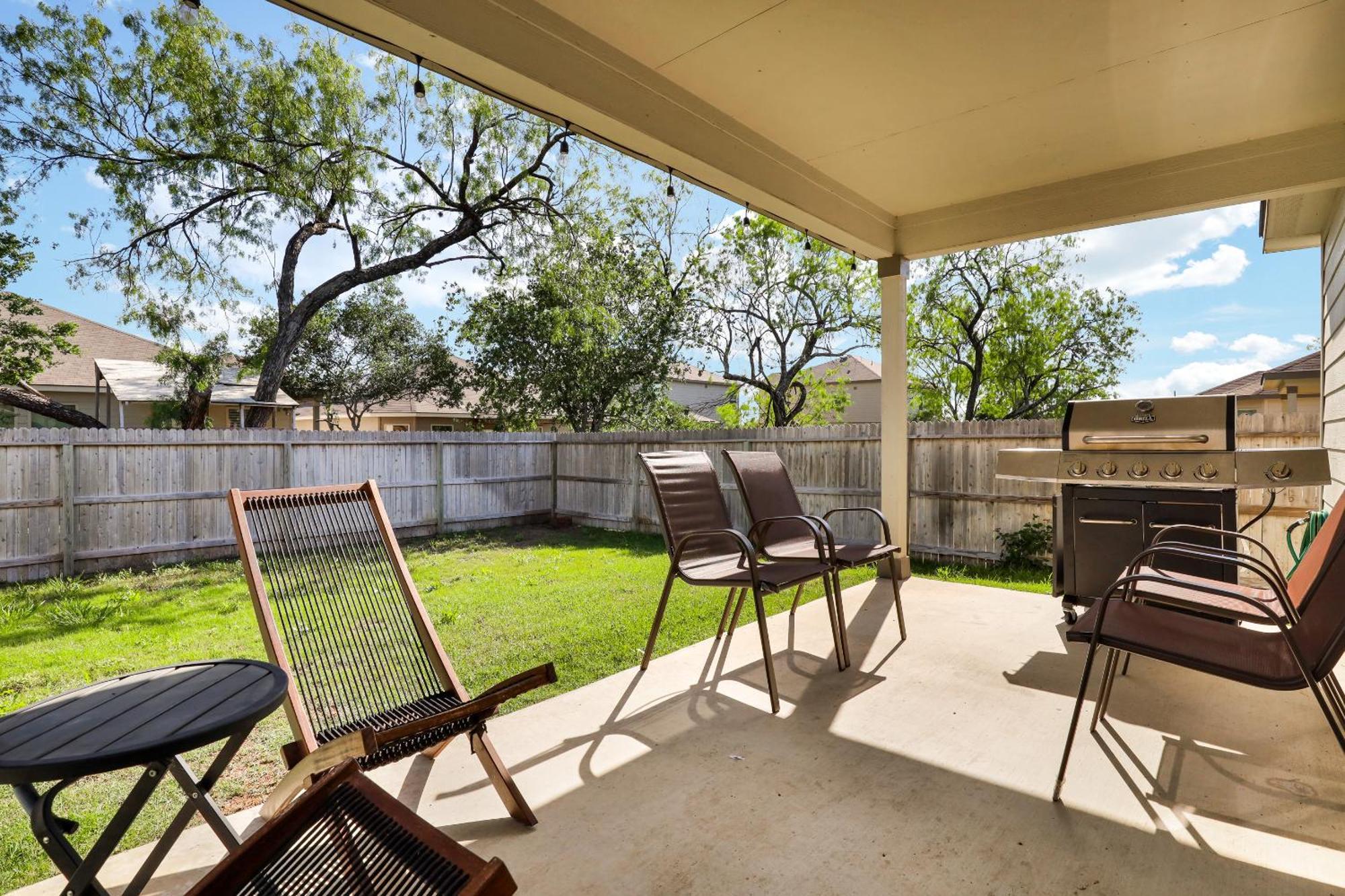 Speakeasy - A Birdy Vacation Rental San Antonio Exterior photo